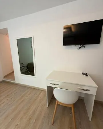 Lyra Holiday home
